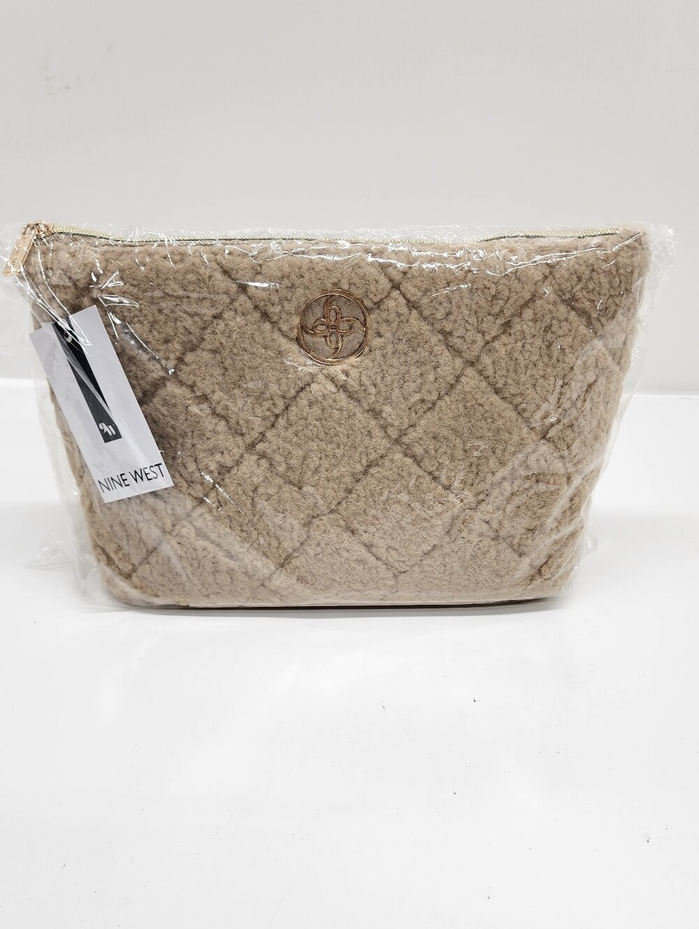Nine West Quilted Sherpa Beige Cosmetic Pouch Wedge Vacation Travel